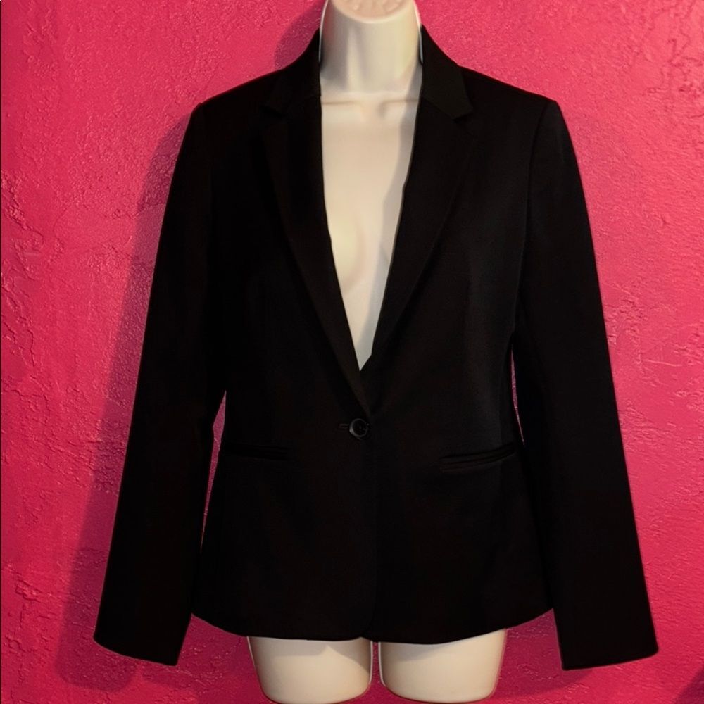NWOT Express black lined blazer. Sz 6 career, business, office wear
